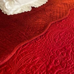 Queen Size Scarlet Red Quilt